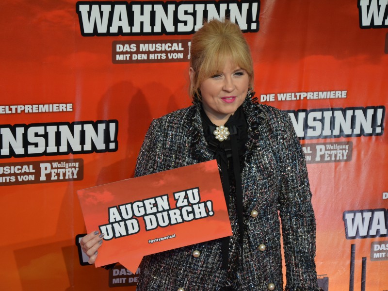 Das Musical „Wahnsinn“ mit Hits von Wolfgang Petry feierte in Duisburg Premiere.