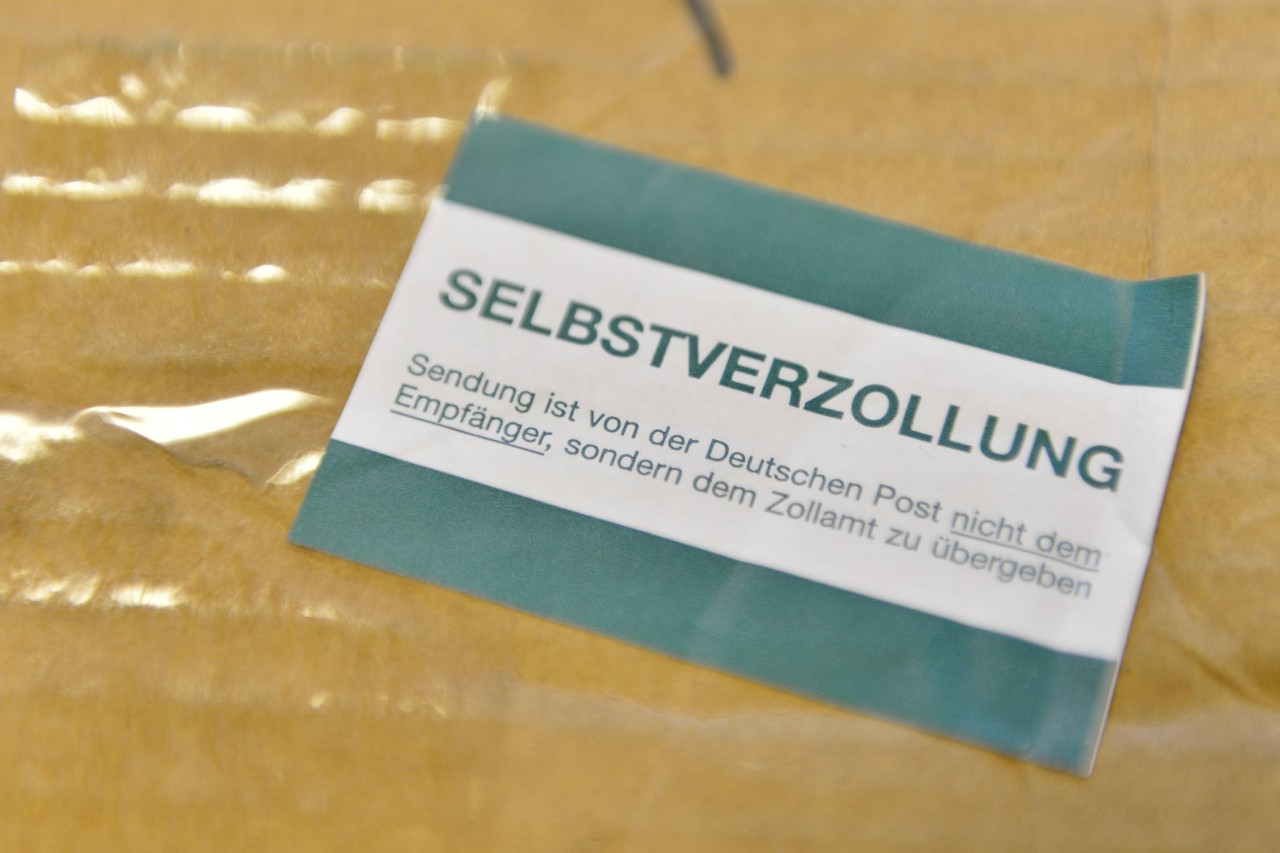 Deutsche Post: Wer sich als Selbstverzoller registrieren lässt, kann um die Auslagepauschale rumkommen. (Symbolbild)