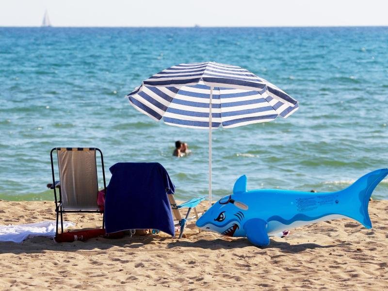 Die Urlaubssaison auf Mallorca hat begonnen. Der Reiseveranstalter Tui vergibt nun wieder Dutzende Jobs.