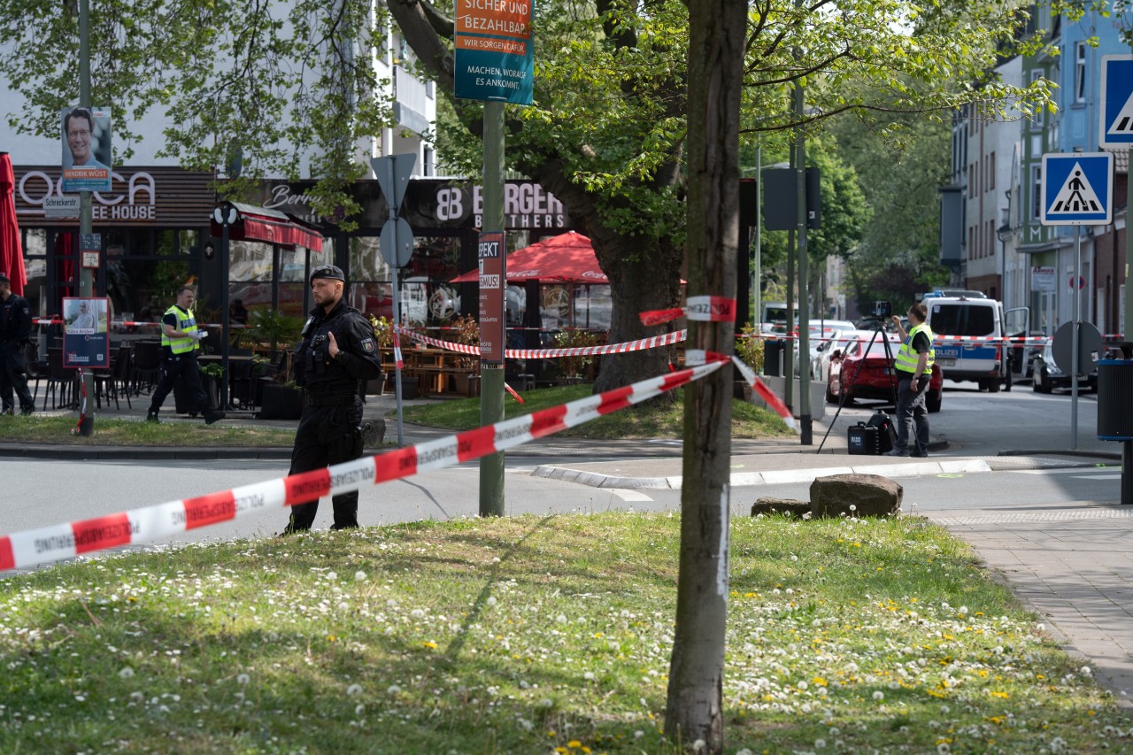 Duisburg: Der Tatort am Tag nach der Schießerei.