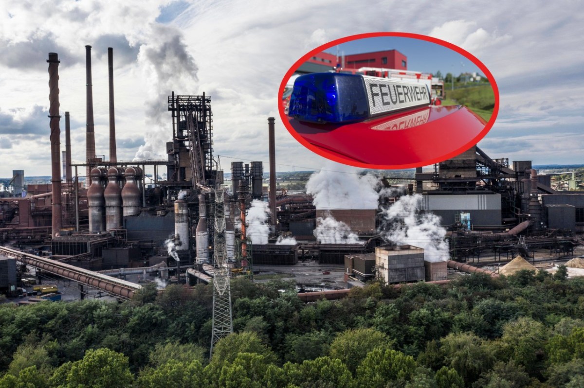 Duisburg: Große Rauchsäule über Thyssenkrupp-Gelände (Symbolbild), Duisburg: Brannte es auf dem Thyssenkrupp-Gelände oder nicht?