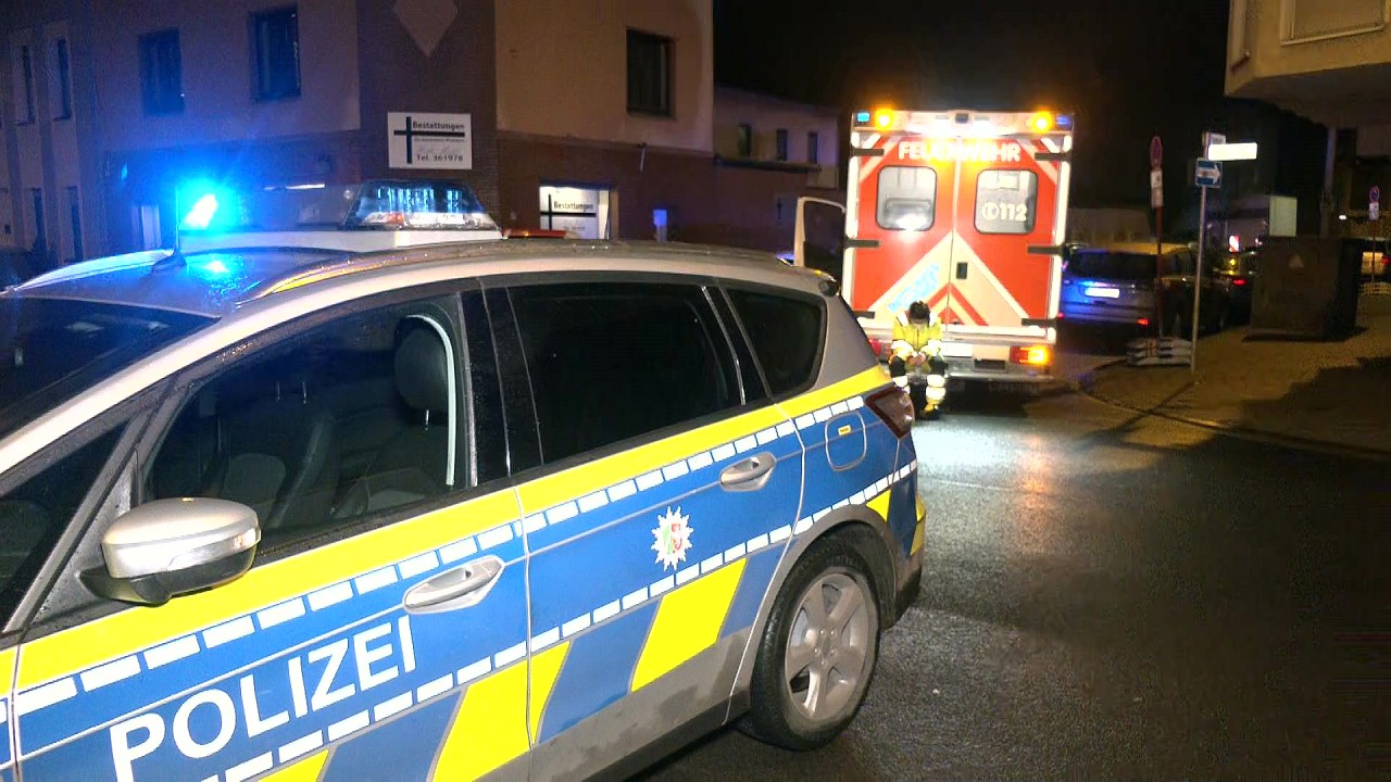 Die Polizei Duisburg ermittelt nun nach der Brandursache. 