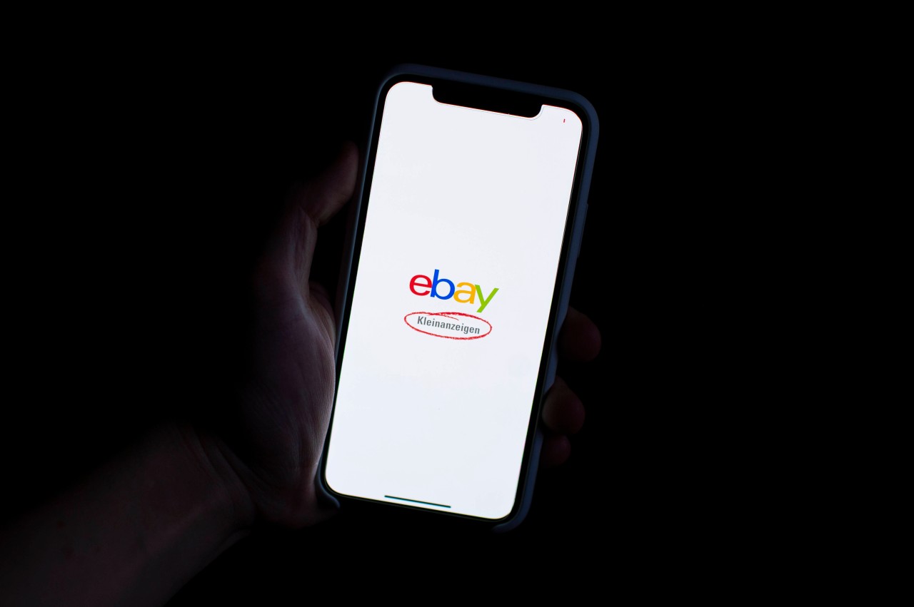 Ebay Kleinanzeigen: Jetzt haben sich Betrüger etwas Neues einfallen lasse, um Käufer bei dem Online-Portal über den Tisch zu ziehen. (Symbolbild)