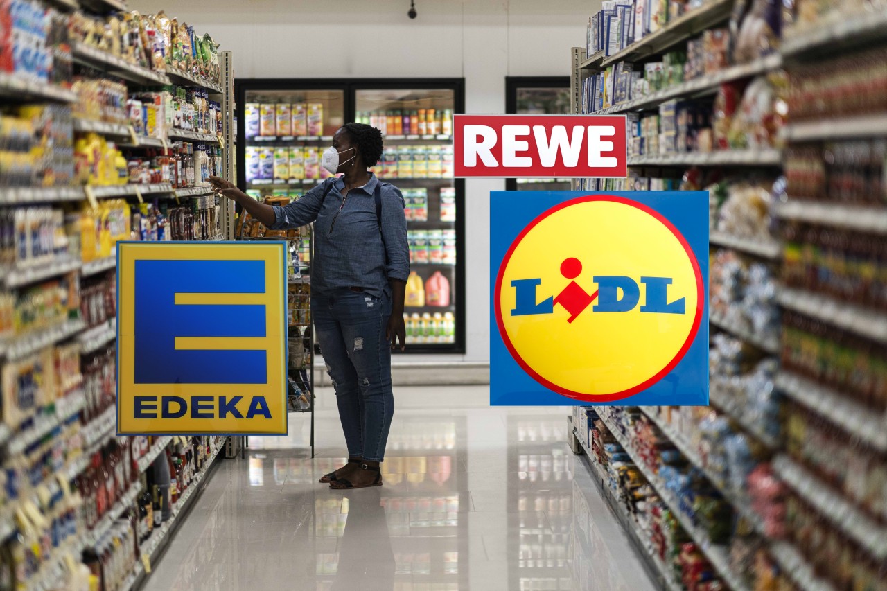 Edeka, Rewe, Lidl und Co.: Ein beliebtes Produkt wird teurer. (Symbolbild)