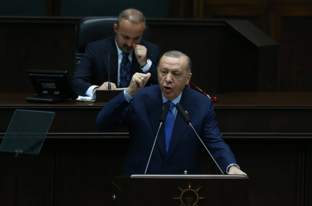 Der türkische Machthaber Recep Tayyip Erdogan hat die Dardanellen und den Bosporus für ausländische Kriegsschiffe sperren lassen – und geht damit in Konfrontation mit Putin. (Archivfoto)