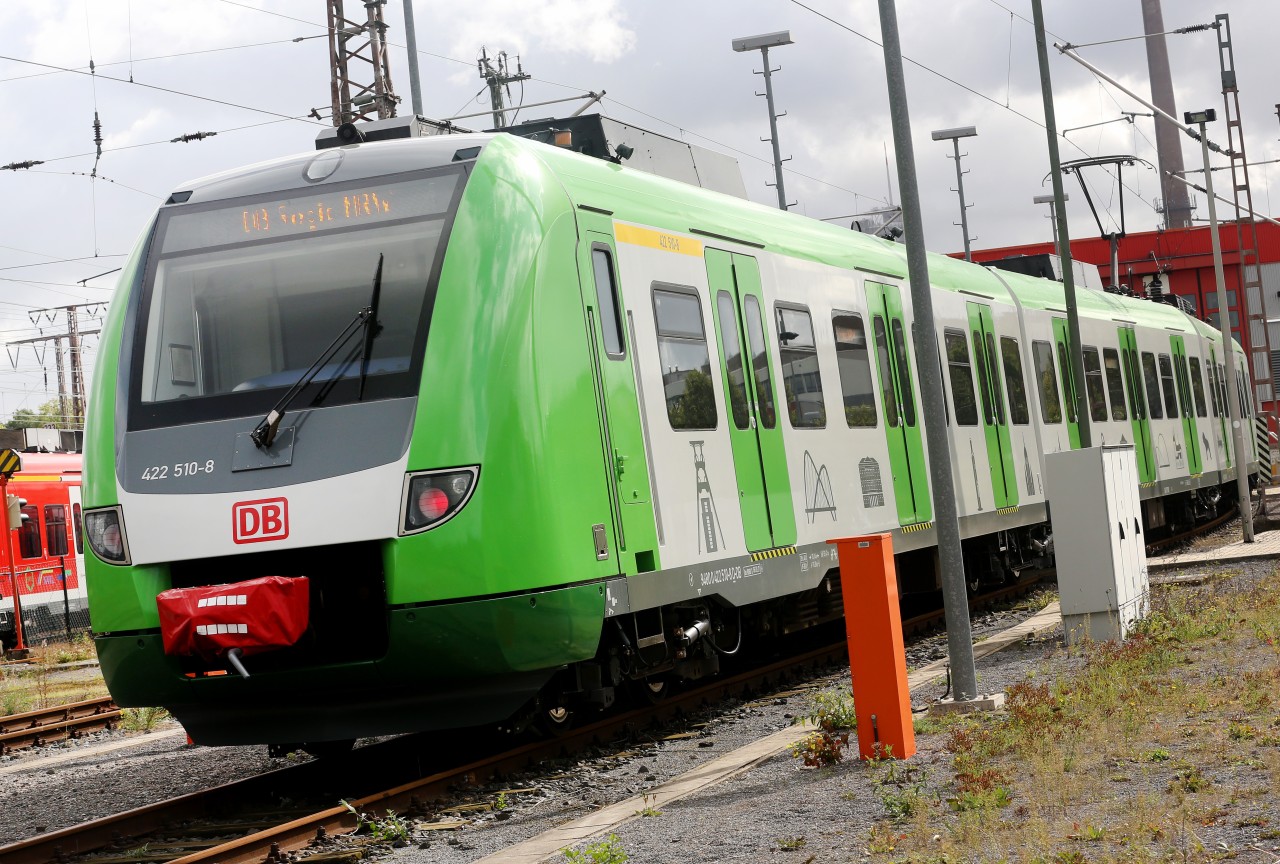 Essen: In der S1 von Bochum nach Dortmund kam es zu einem Ekel-Vorfall. (Symbolbild)