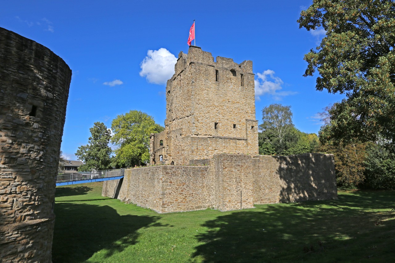 Essen: Nahe der Burg in Burgaltendorf machten Archäologen einen historischen Fund. (Symbolfoto)