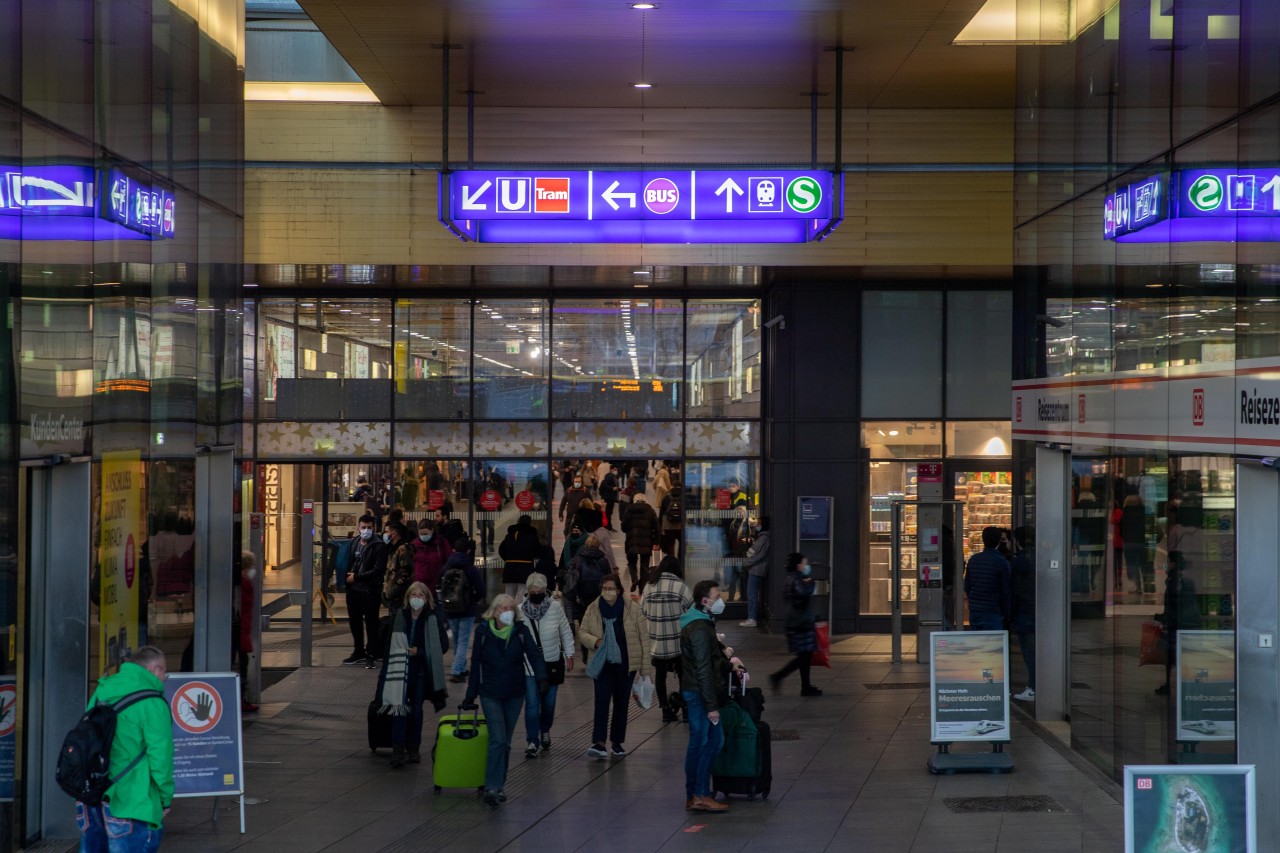 Am Essen Hauptbahnhof hat die Bundespolizei einen Mann kontrollieren wollen. (Symbolbild)