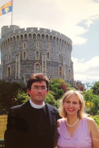 Hueston und Anne Finlay auf Schloss Windsor. (Foto: privat)