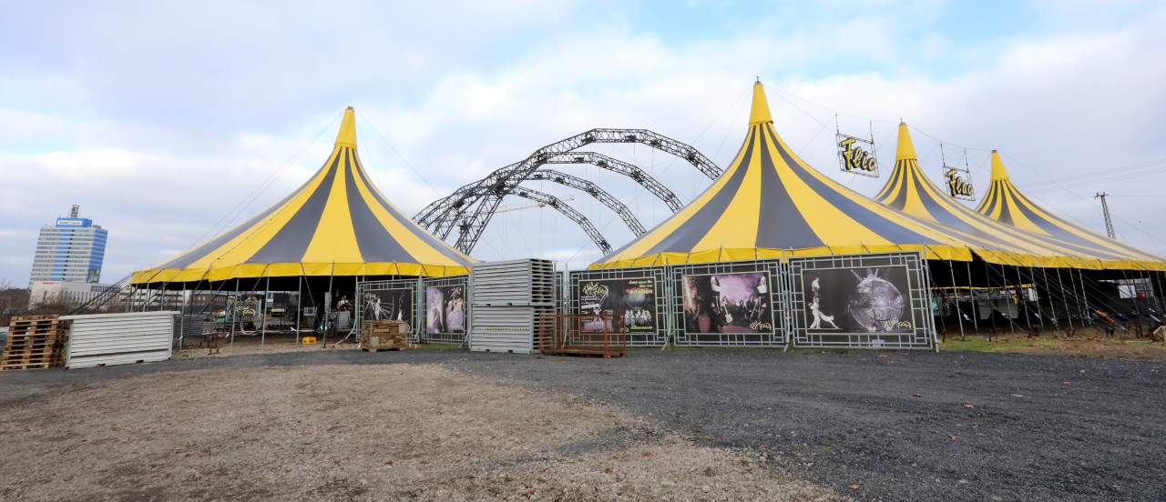 Zirkus „Flic Flac“ hat in Duisburg im Januar seine Zelte abgebrochen - und kehrt jetzt wieder zurück.