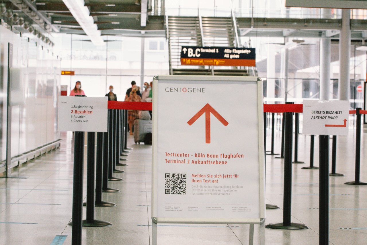 Am Flughafen Köln/Bonn gibt es auch Testcenter. (Archivbild)