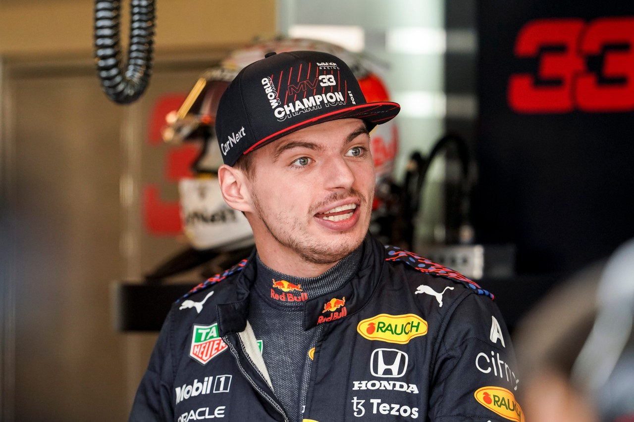 Formel 1: Max Verstappen scheint wenig Gedanken an einen Wechsel zu verschwenden.