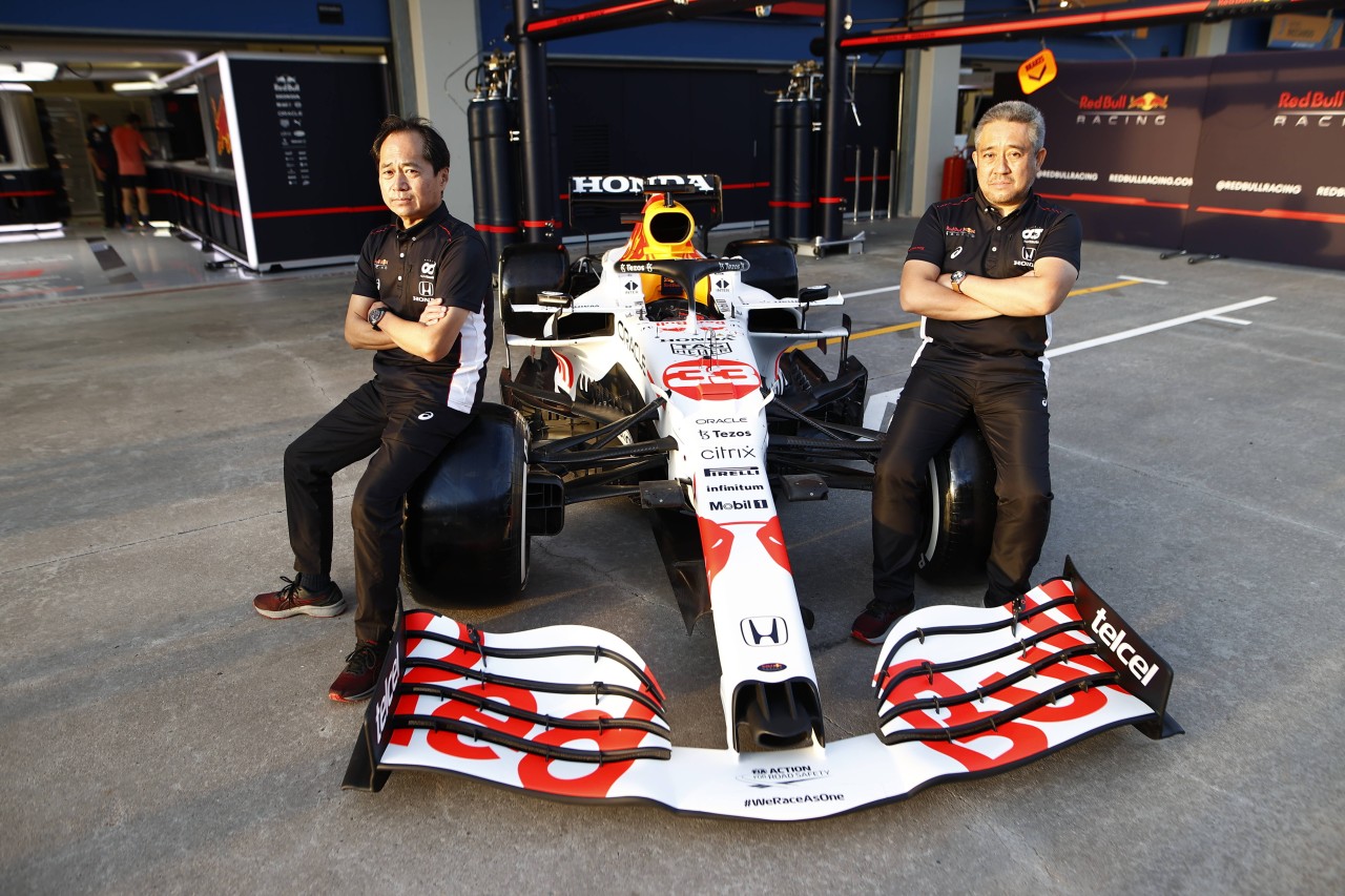 Yamamoto (r.) schmerzt der Abschied von Honda aus der Formel 1.