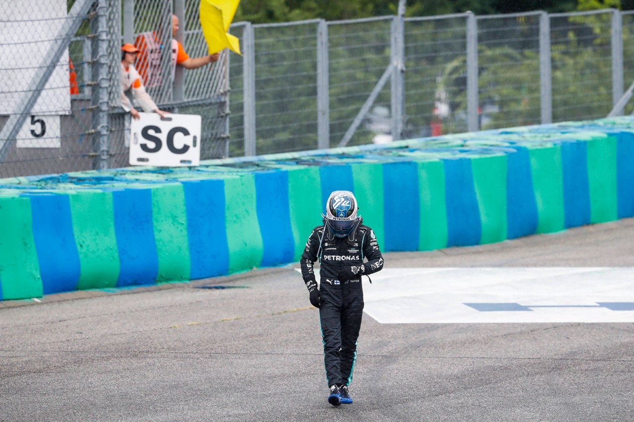 Formel 1: Hält Mercedes an Valtteri Bottas fest?