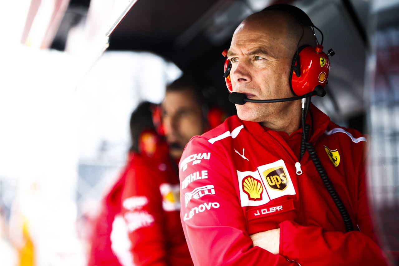 Mick Schumachers Mentor Jock Clear ist bei Ferrari Motorsportingenieur. 