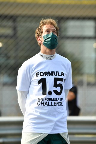 Sebastian Vettel setzt ein Zeichen.