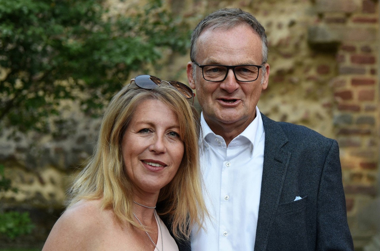 Frank Plasberg: Der Moderator und Anne Gesthuysen haben einen gemeinsamen Sohn. (Archivbild)