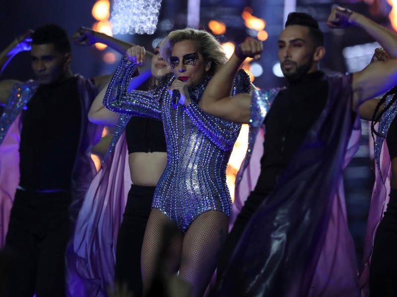 Eindrücke von Lady Gagas Auftritt beim Super Bowl in Texas.