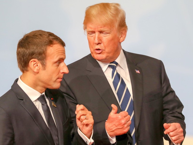 Auch den amerikanischen Präsidenten Donald Trump traf Macron 2017. 