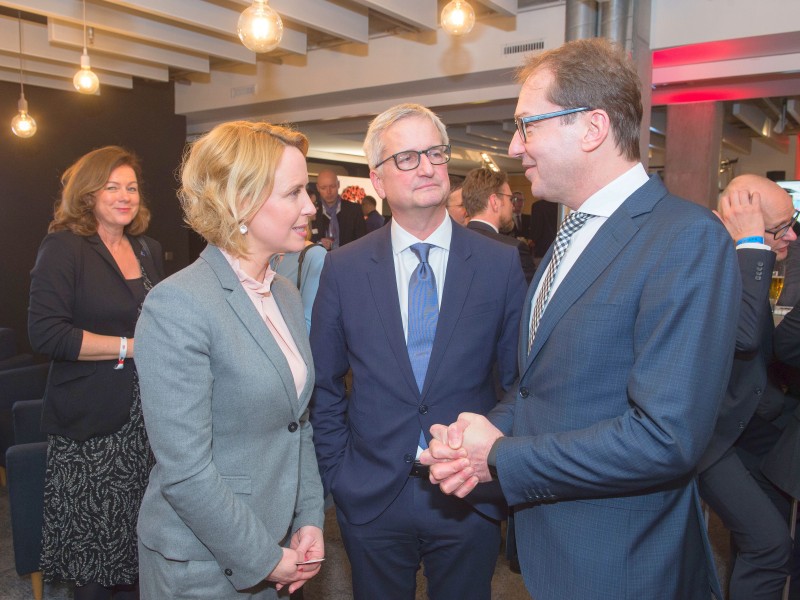 Der CSU-Landesgruppenchef im Bundestag, Alexander Dobrindt, sprach mit Funke-Verlegerin Julia Becker und Jörg Quoos, Chefredakteur der Funke Zentralredaktion.