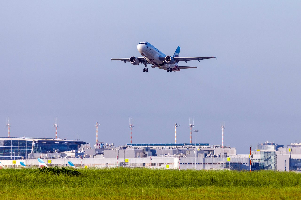 Größte Flughäfen in NRW nach Passagierzahlen - DerWesten.de