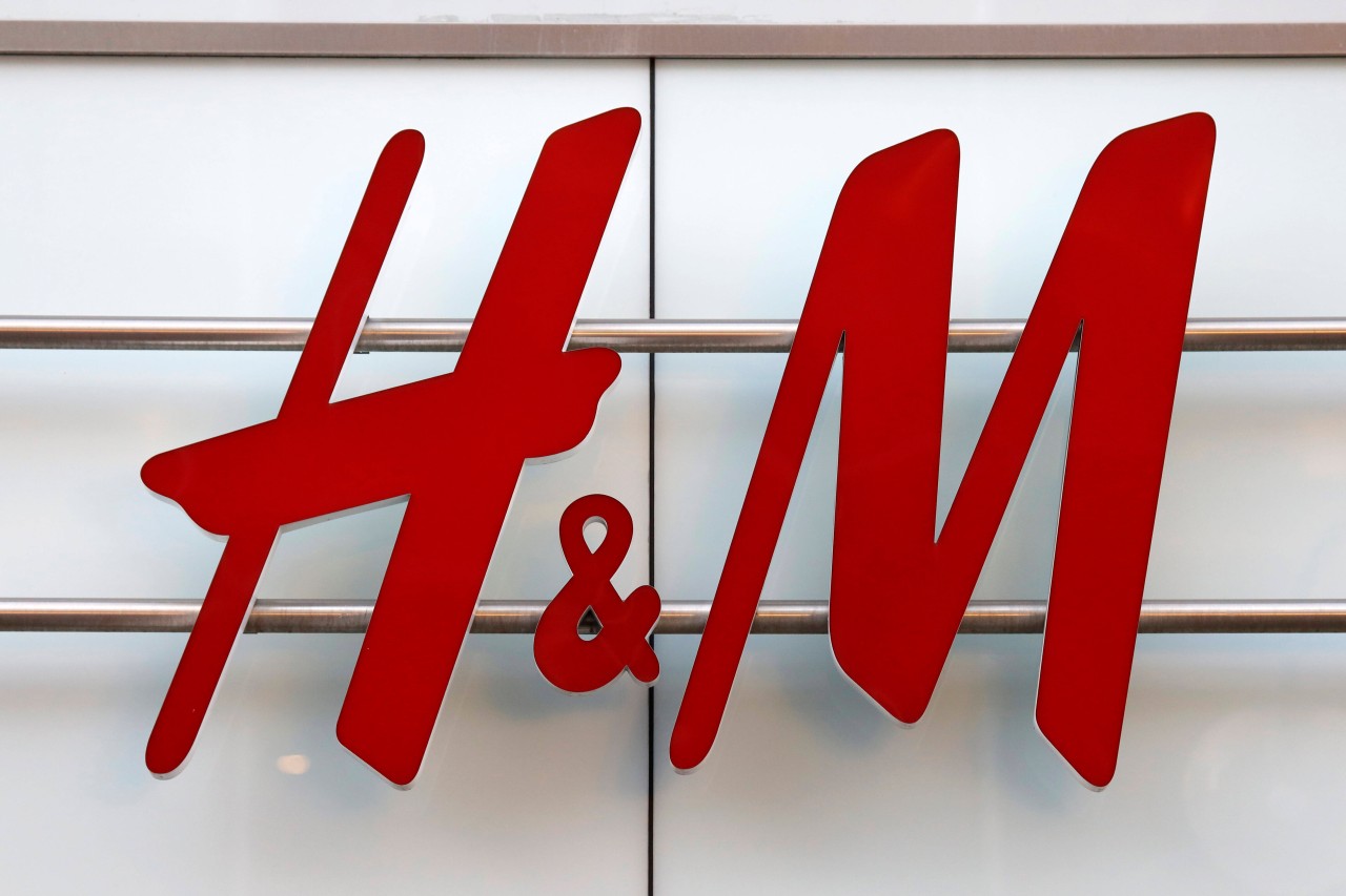 H&M, Primark und Co ziehen sich immer mehr aus Innenstädten zurück. (Symbolbild)