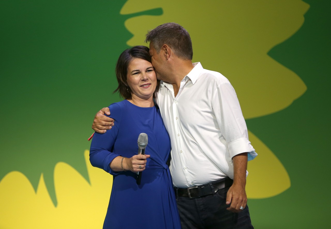 Annalena Baerbock und Robert Habeck traten gemeinsam auf der Wahlparty der Grünen auf. 