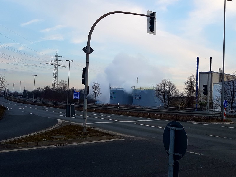 Ein Tank im Hamm-Chemiewerk an der Buschhausener Straße war geborsten. 