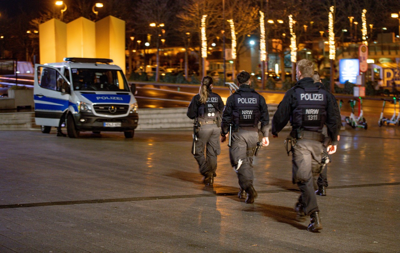 Am Hauptbahnhof Dortmund ist ein Mann gegenüber der Bundespolizei völlig ausgerastet. (Symbolbild)