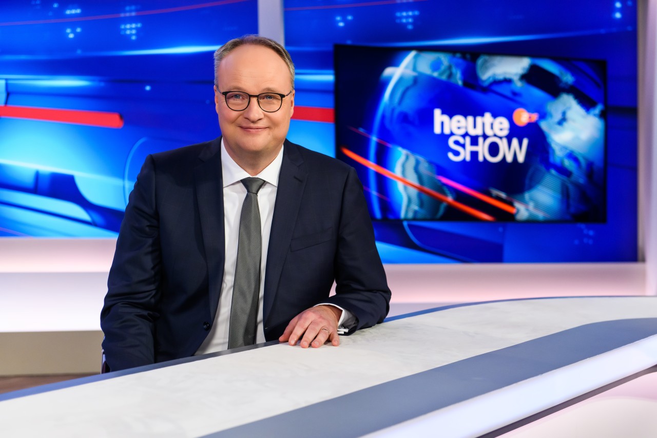 Oliver Welke und Co. müssen mit der „Heute Show“ in der ZDF-Programmplanung pausieren.