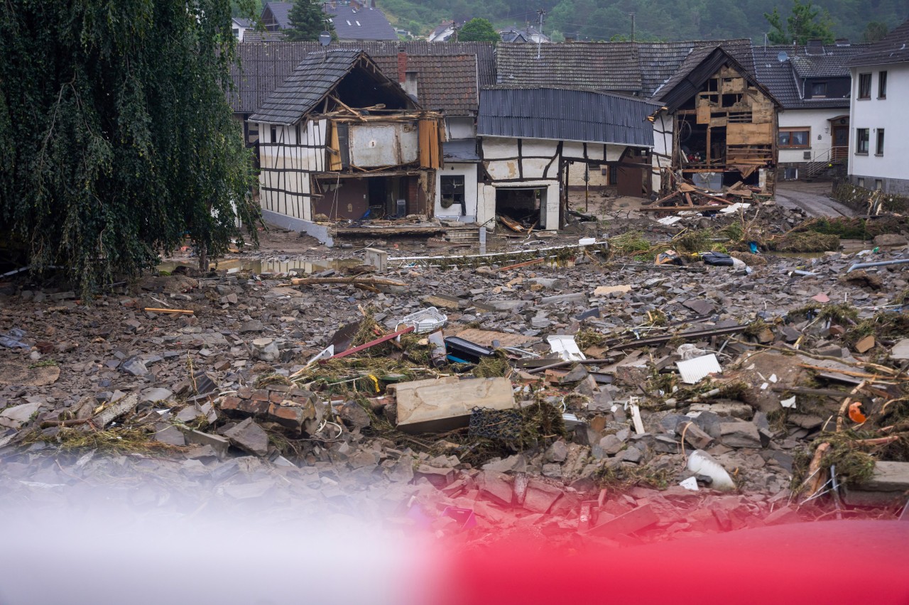 Hochwasser in Rheinland-Pfalz: Die Gemeinde Schuld liegt teilweise in Trümmern.