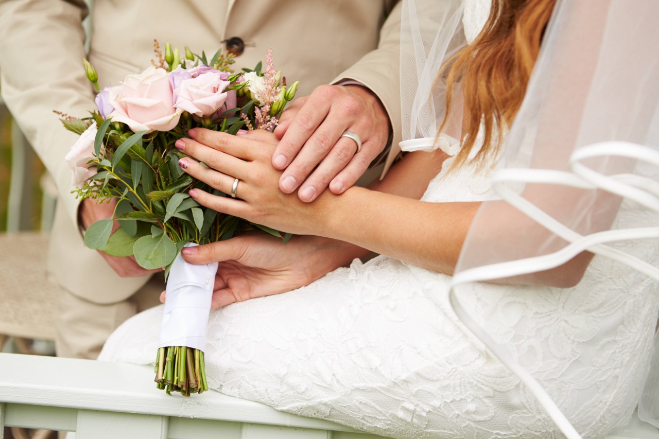 Kurz nach dieser Hochzeit verließ der Mann seine Frau wieder. (Symbolbild)