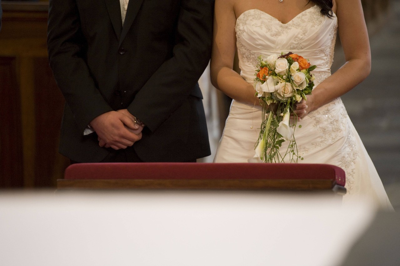 Diese Überraschung ist einem Bräutigam aus Detroit (USA) bei seiner Hochzeit wirklich gelungen! (Symbolbild)