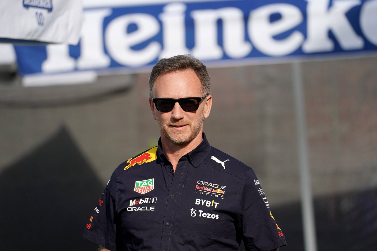 Christian Horner haut auf den Tisch. 