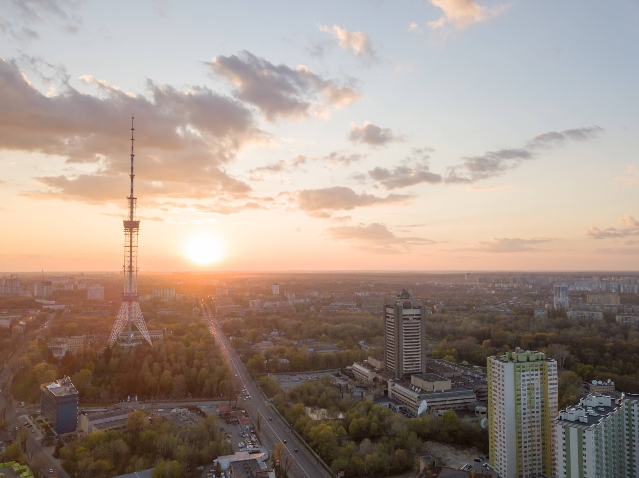Der Fernsehturm von Kiew.