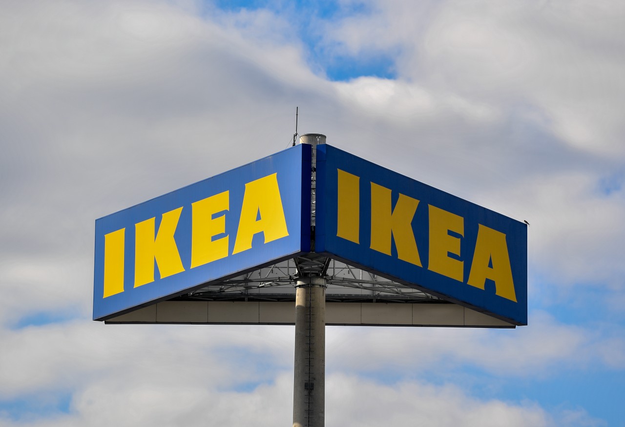 Ikea steht vor großen Veränderungen. Doch die machen den Mitarbeitern Sorge. Denn ihre Jobs könnten davon abhängen. (Symbolbild)