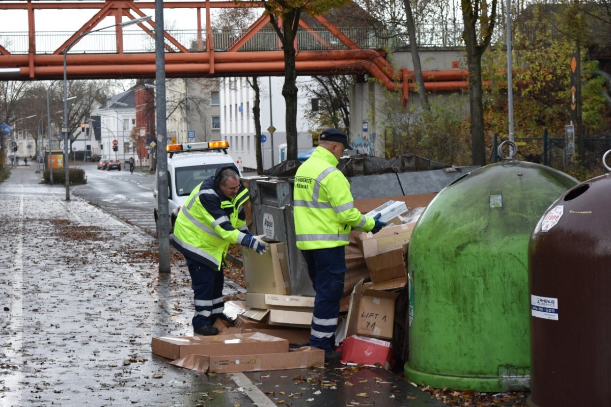 Illegaler Müll in Gelsenkirchen.JPG