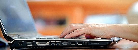 Internet Tastatur Laptop Computer.jpg