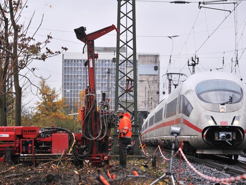 Seit dem 20. November umfahren alle Fernzüge Essen. Einzige Ausnahme: der in Essen startende ICE nach München (über Nürnberg).  Foto: Sebastian Konopka