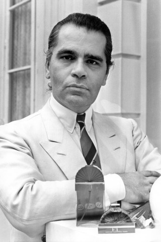 Seine Karriere als Modeschöpfer begann Karl Lagerfeld in den 1950er Jahren.