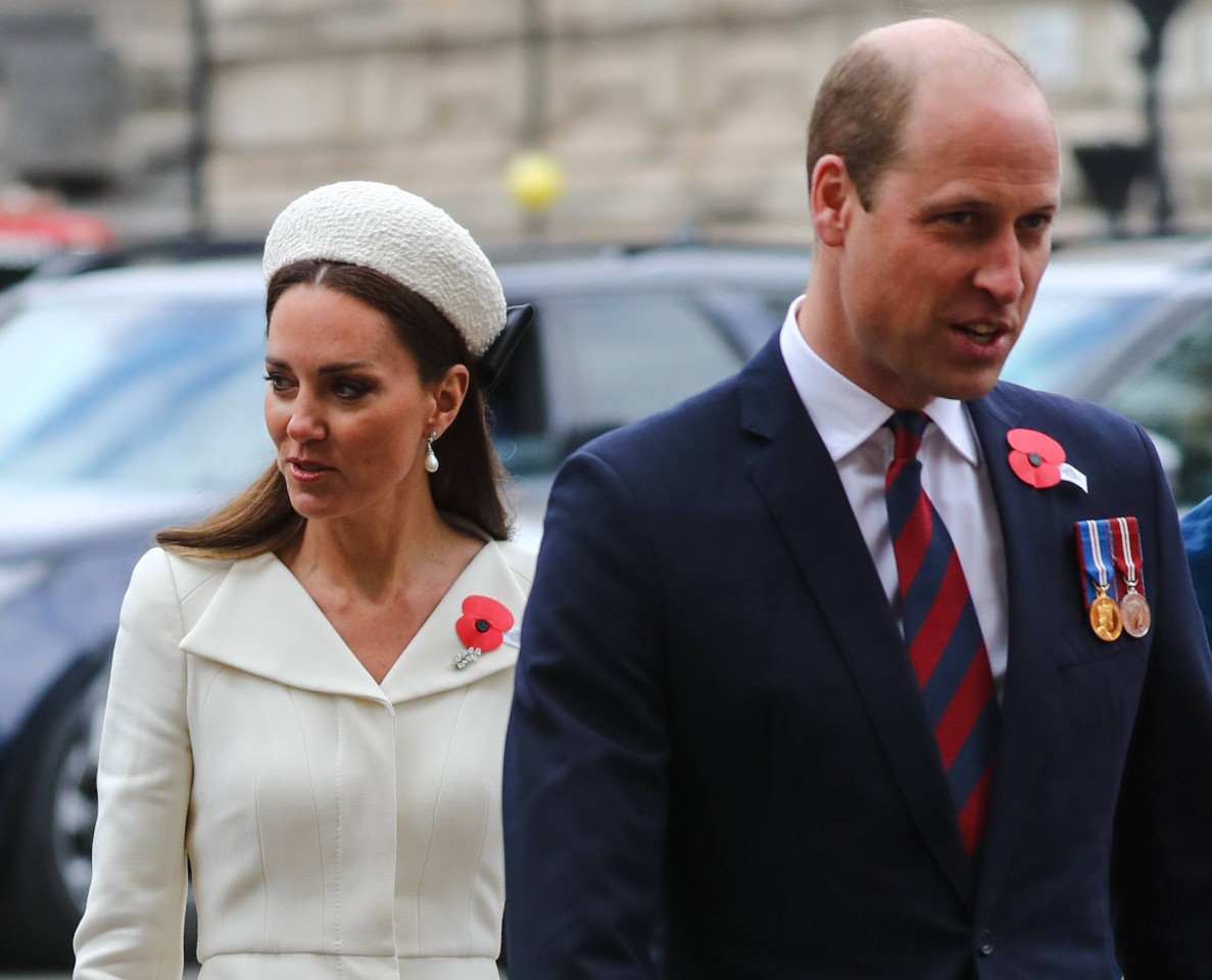 Kate Middleton und Prinz William mussten eine wichtige Nachricht verbreiten.