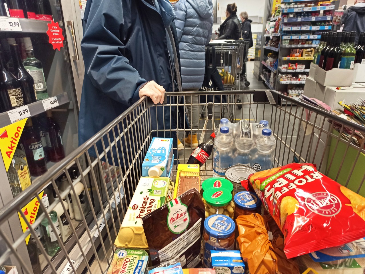 Bei einem Produkt dürften Kunden Von Kaufland, Rewe und Co. künftig tiefer in die Tasche greifen als sonst. (Symbolbild)