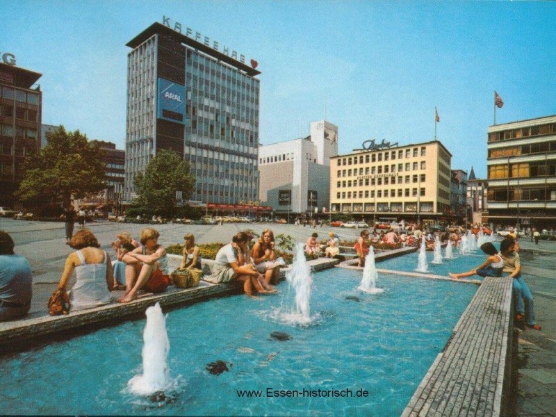Der Kennedy-Platz in den späten 60ern.
