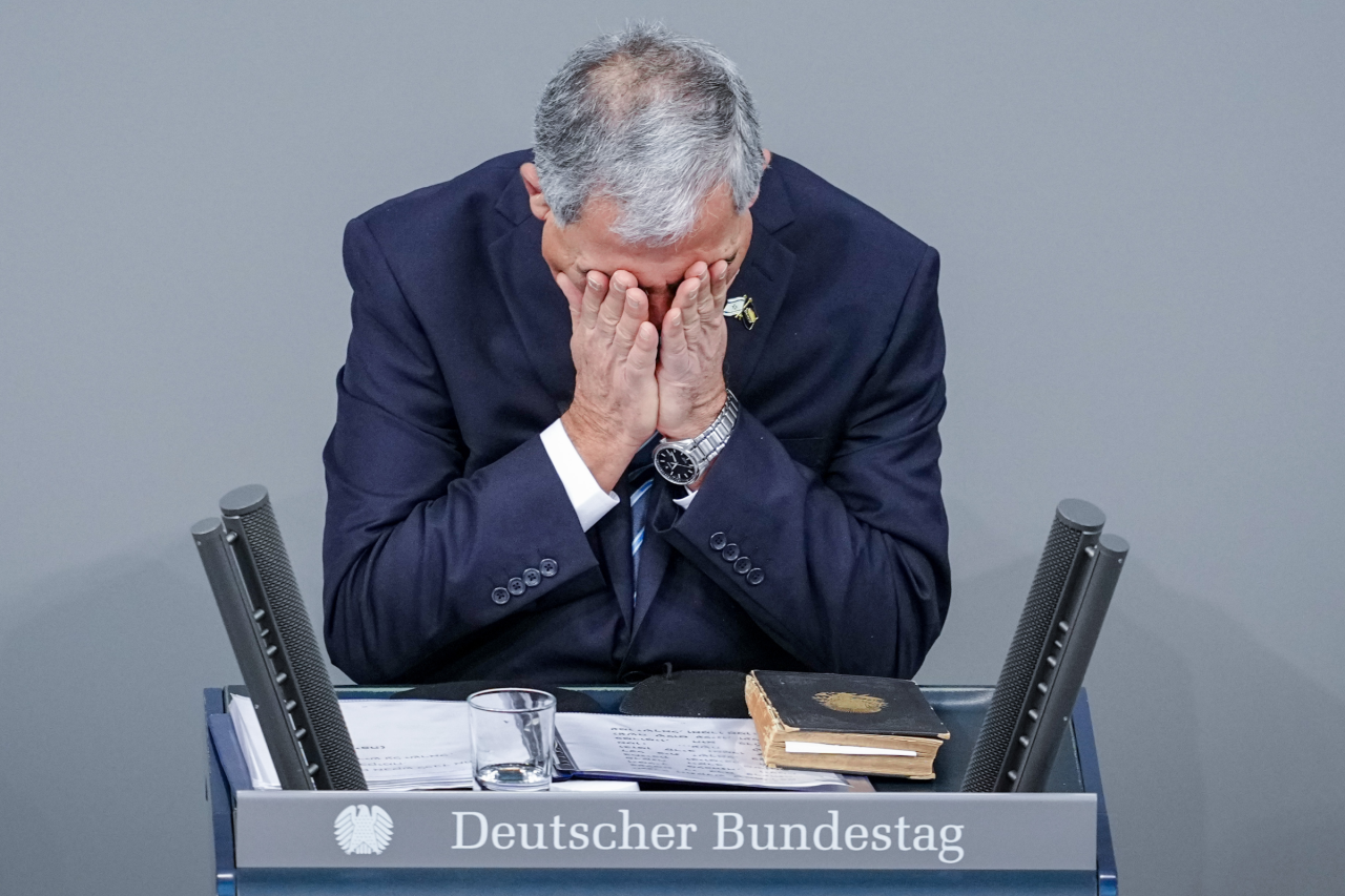 Deutscher Bundestag: Mickey Levy, Sprecher der Knesset, kamen die Tränen im Bundestag. 