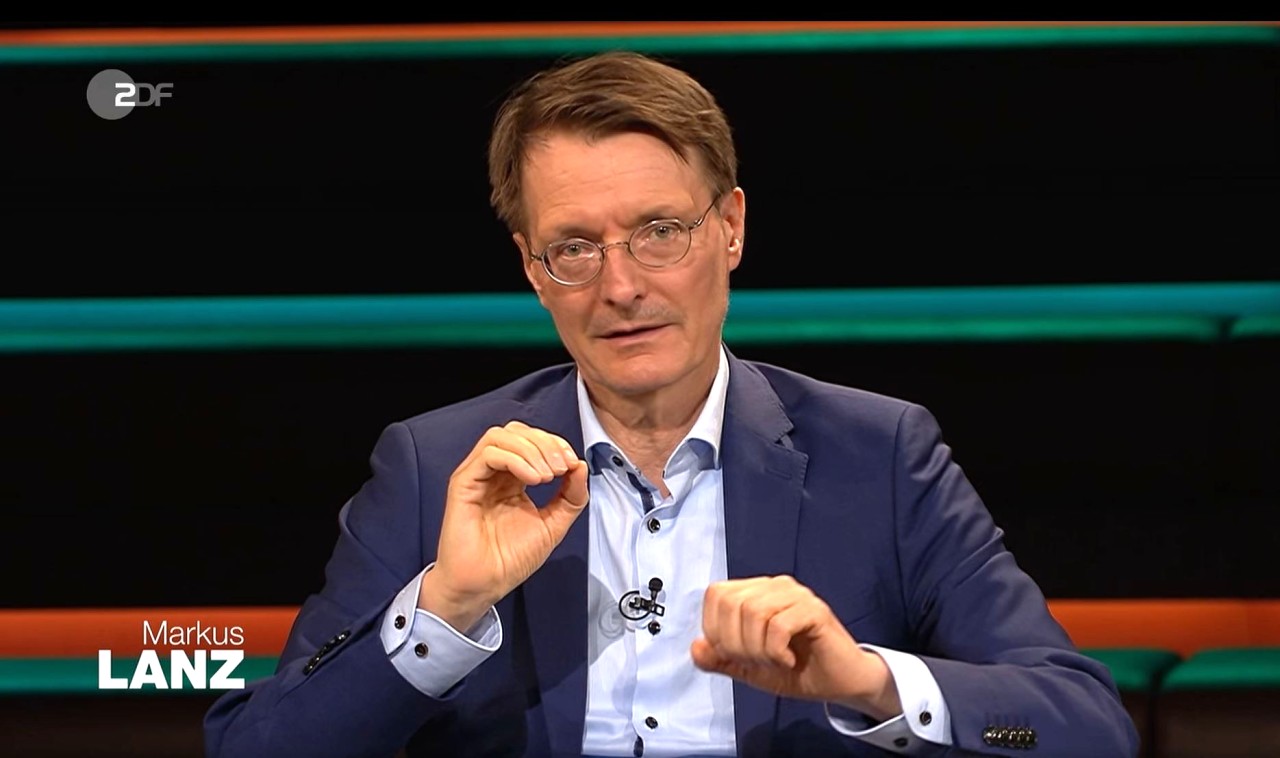 Karl Lauterbach spricht bei Markus Lanz (ZDF) über ein brisantes Corona-Experiment. 