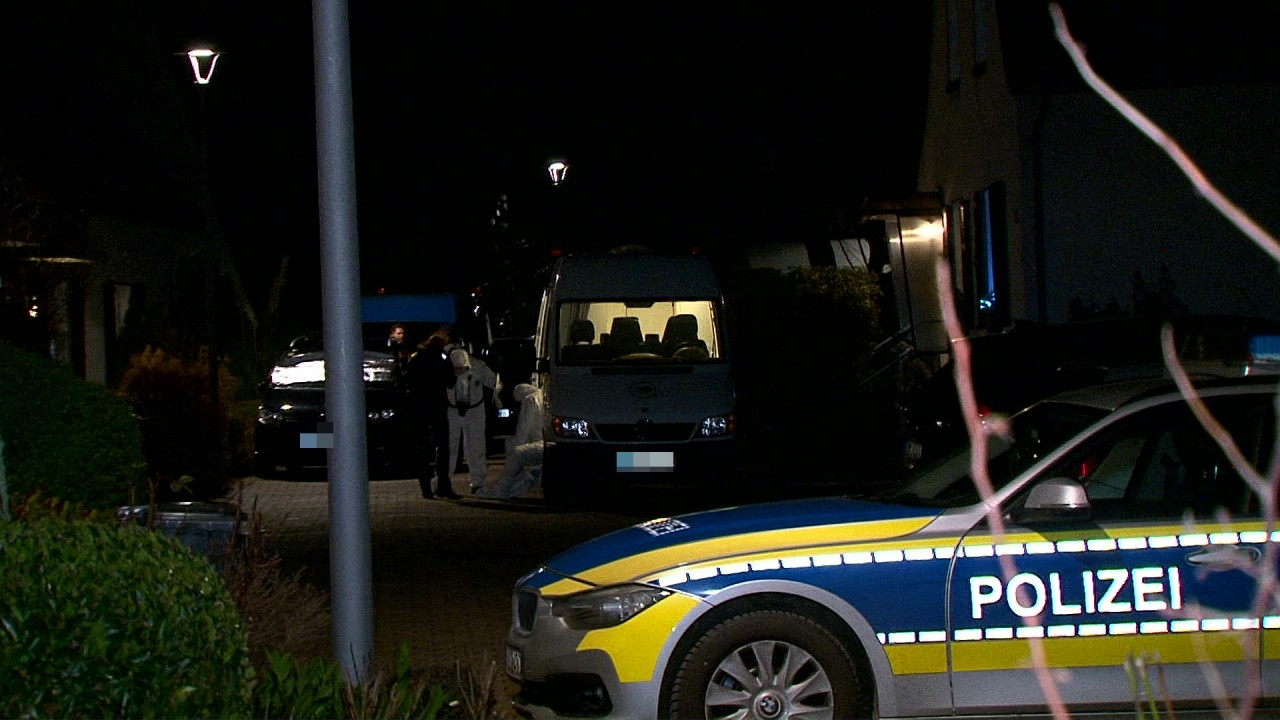 Die Polizei ermittelt nach dem Tod eines Mannes in Bochum-Hordel.