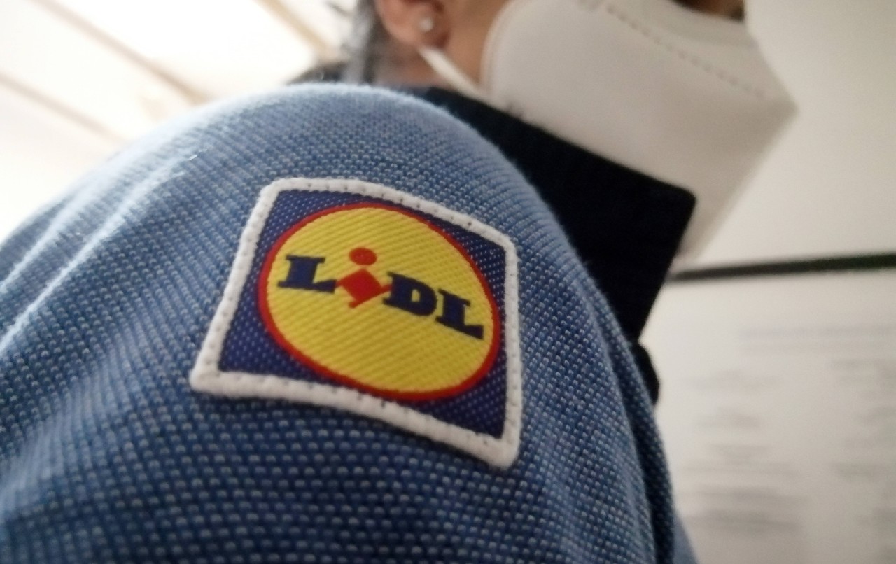 Ein Lidl-Mitarbeiter berichtet von seinen traumatischen Erlebnissen. (Symbolbild)