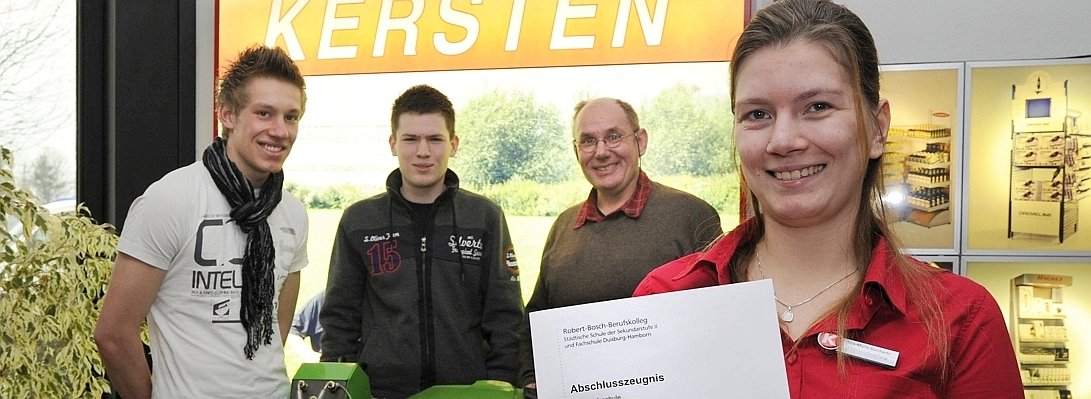 Lisa-Marie Burchartz als Innungsbeste technische_1--656x240.jpg