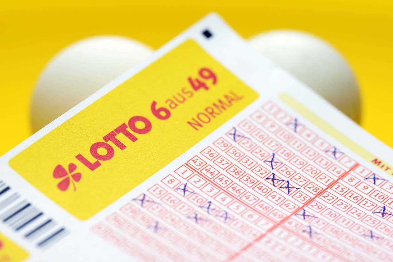 Ein Lotto-Spieler in Australien gewinnt über 25 Millionen Dollar und erfährt wegen eines dummen Fehlers davon erstmal rein gar nichts! (Symbolbild)