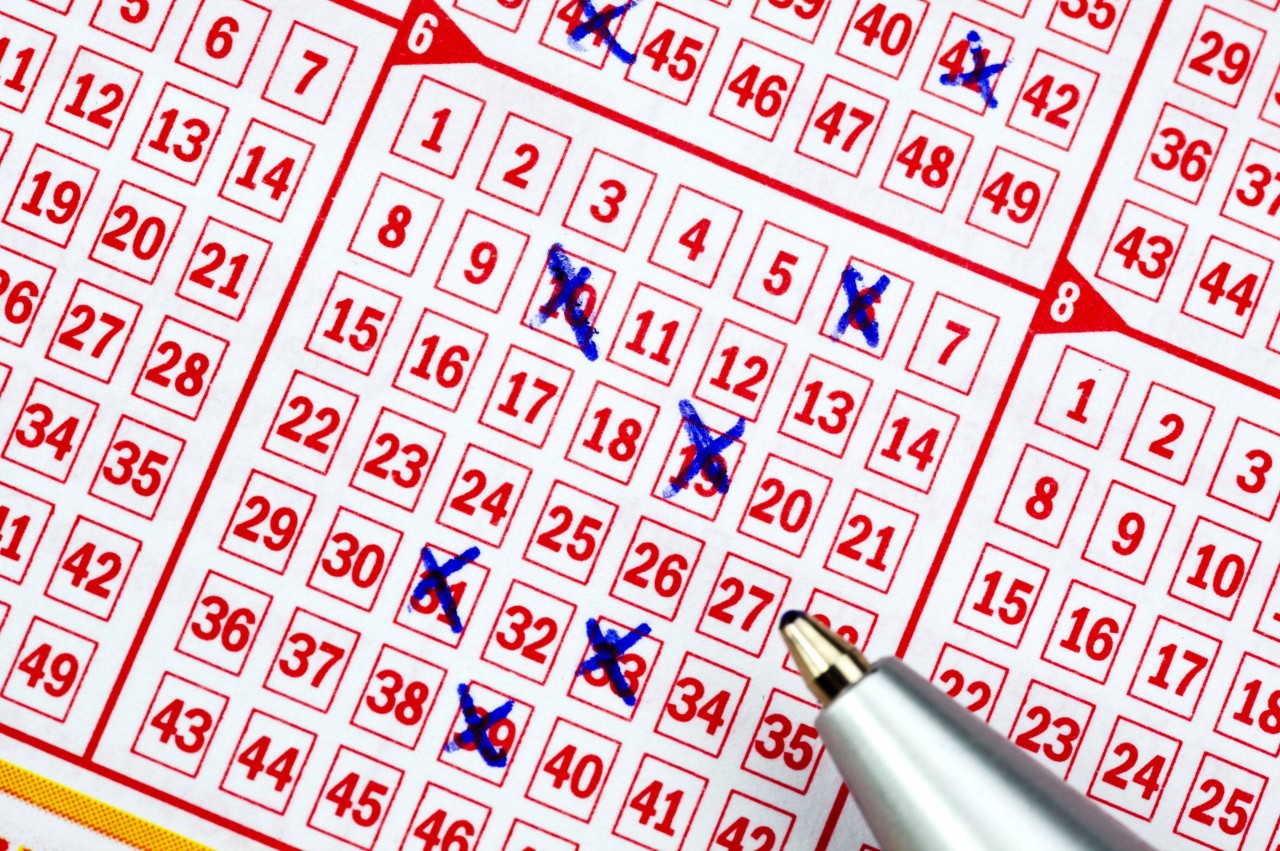 Lotto: Frau löst immer wieder Gewinnscheine ein. (Symbolbild)